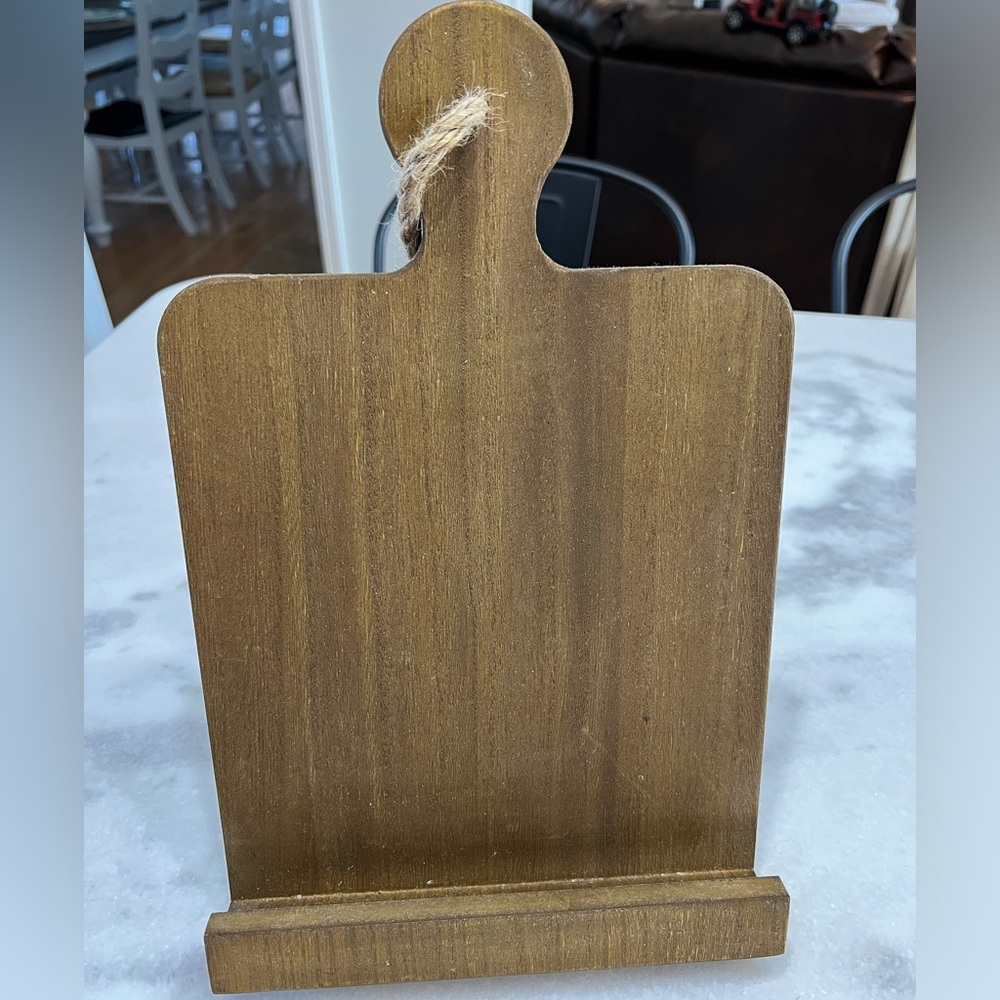 Cookbook stand NWT